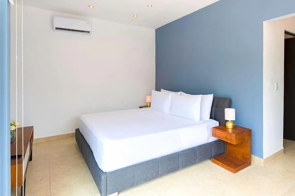 Fantastica Casa Con Alberca,Tvs, Netflix, Y A/A Villa Cancun 0*,